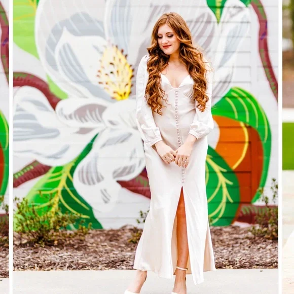 Champagne Dress - Picture 1 of 2